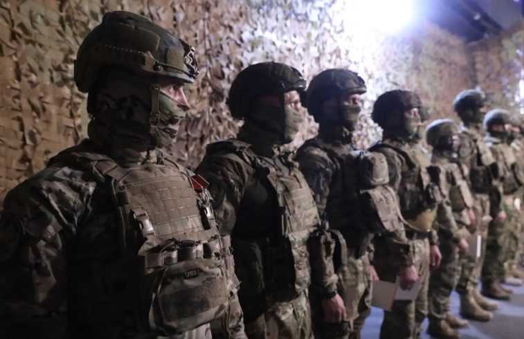 «Мама, здесь ад!»: срочники, отражавшие наступление ВСУ на Курщине, проиграли «битву» бюрократам — в бой пришлось вступить матерям