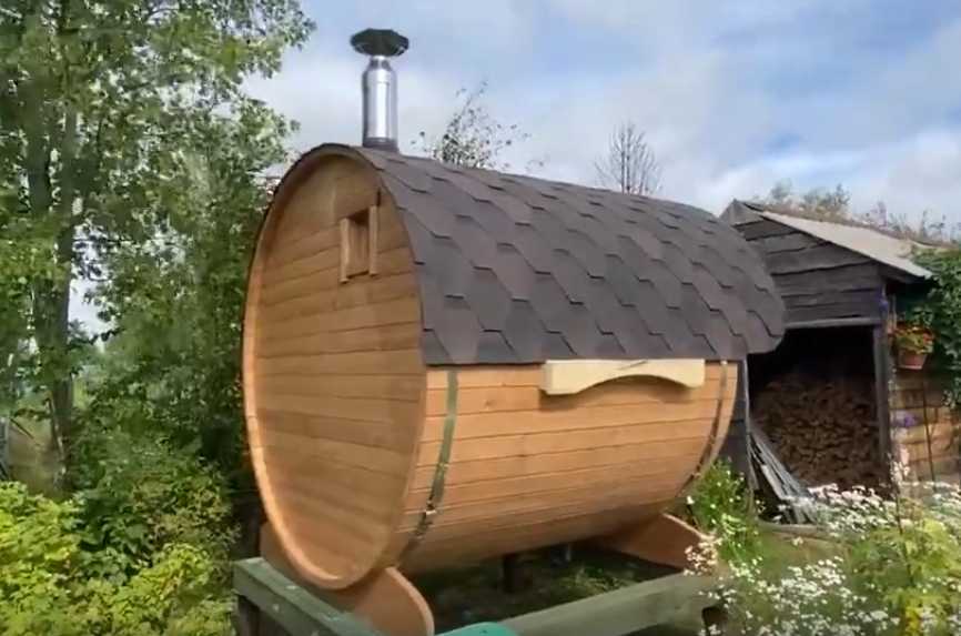 Почему нельзя строить баню рядом с домом — ошибка, за которую придется дорого заплатить: недостатков — море