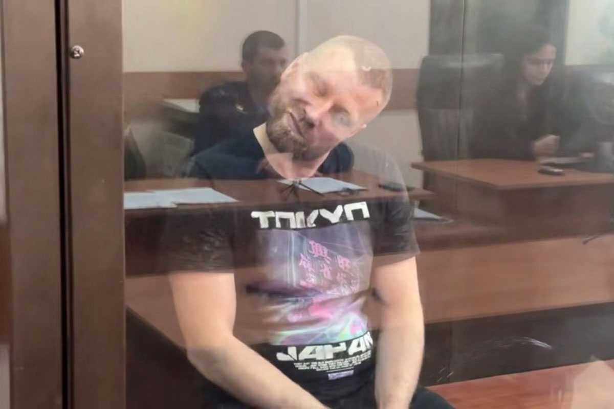 Отца, выбросившего дочь из окна в Уфе, теперь подозревают в сексуальном насилии