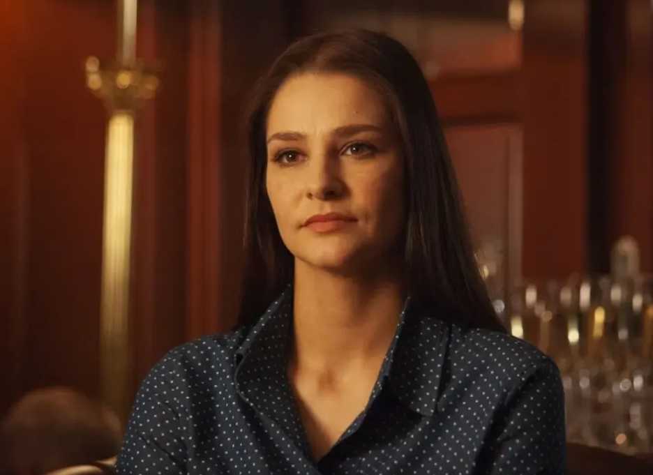 Рыдающая Глафира Тарханова обратилась к россиянам: «Меня просто уничтожили, нельзя так»