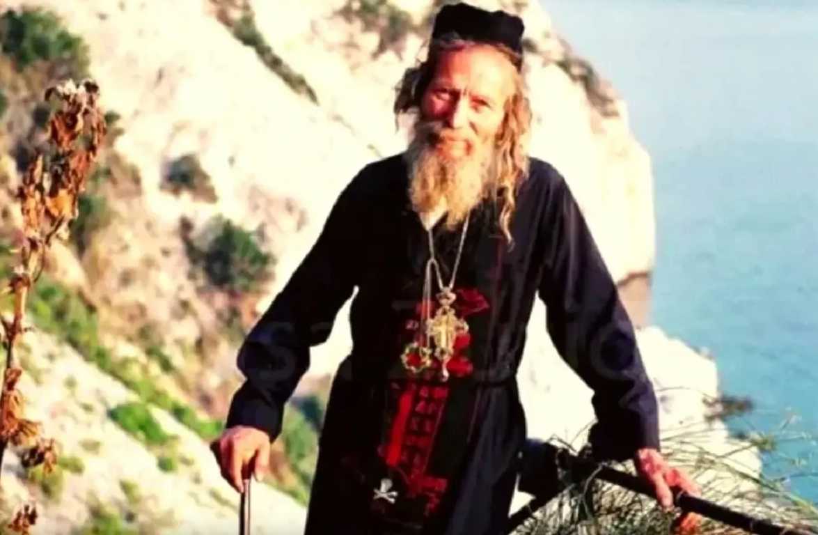 «Берегите дома свои»: тревожное предсказание на 2025 год — сербский старец еще полвека назад предупредил россиян