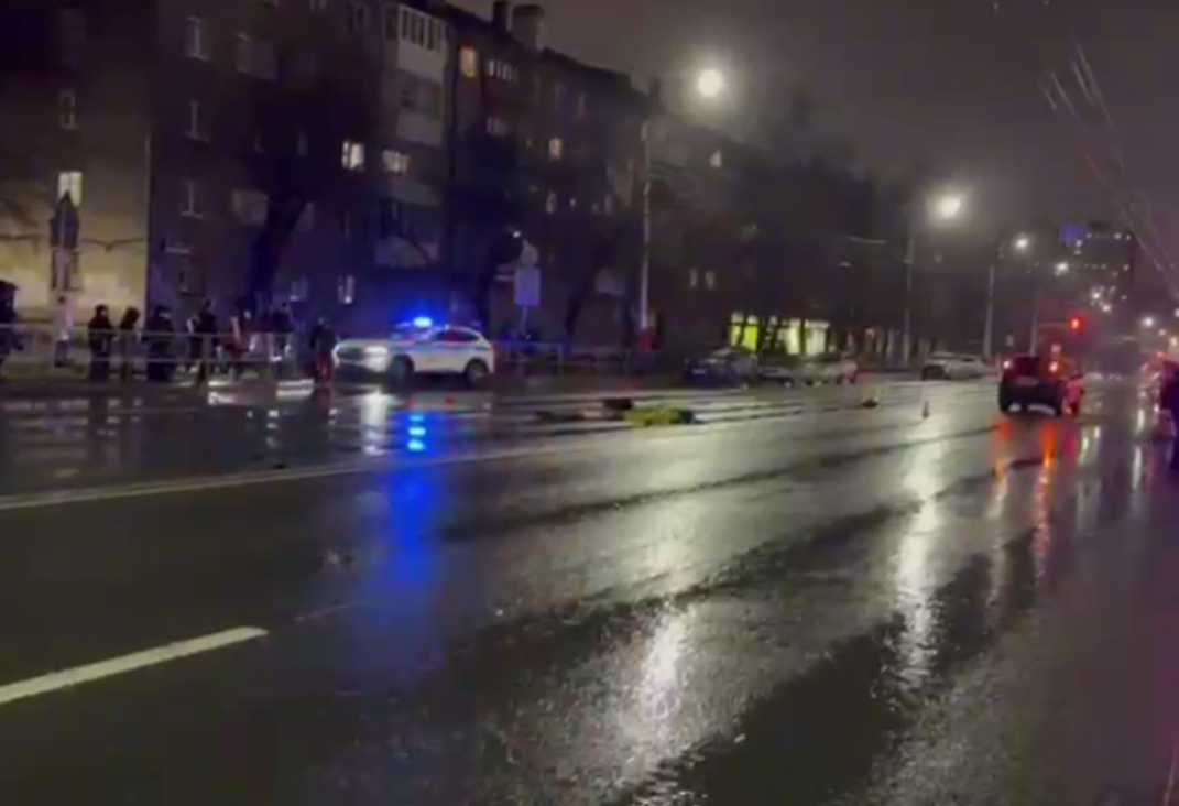 В Уфе женщина погибла под колесами двух автомобилей