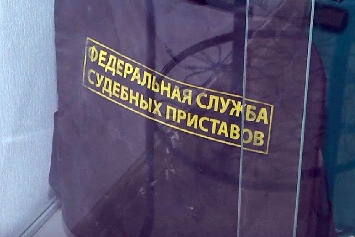 Бывших приставов в Башкирии будут судить за продажу арестованного имущества