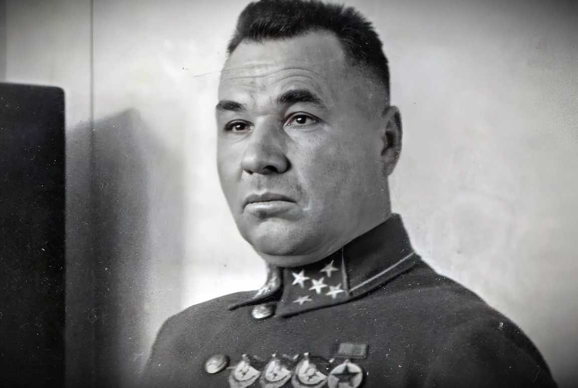 Этот генерал матом послал Сталина и выжил: история Иосифа Апанасенко