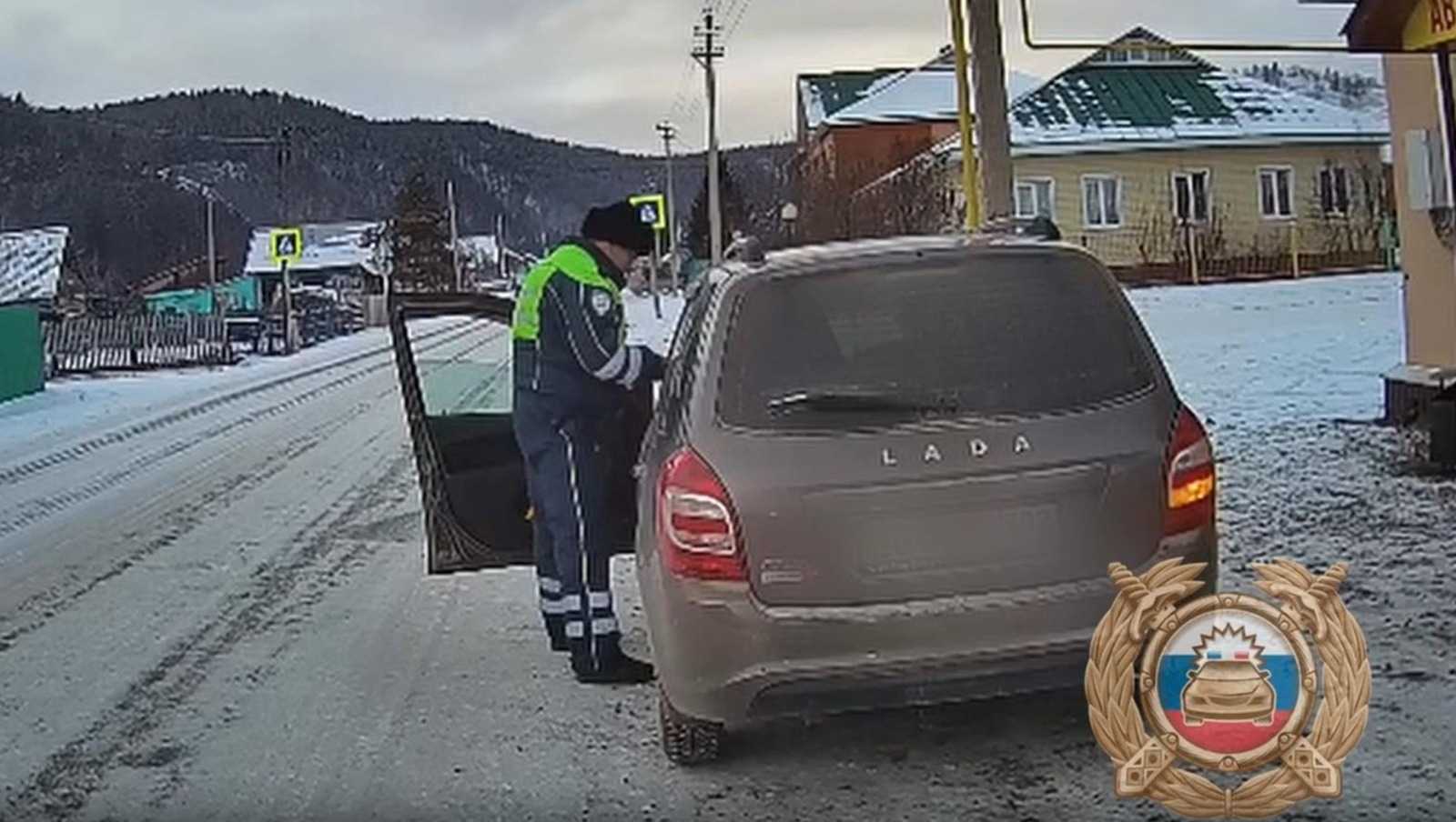 Жительница Башкирии 6 лет ездила с купленными правами