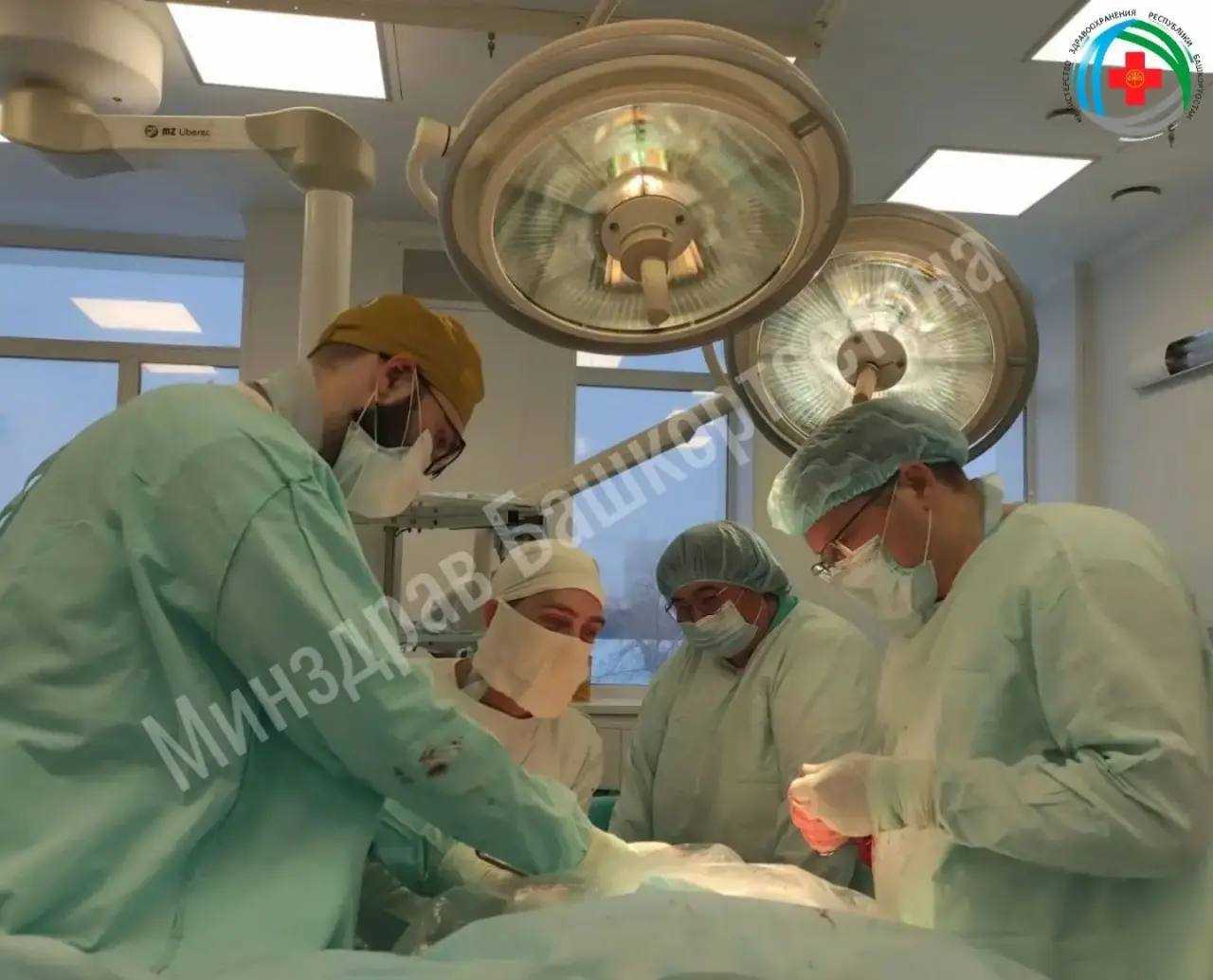 В Уфе врачи РКБ Куватова спасли мать двойняшек с редким синдромом