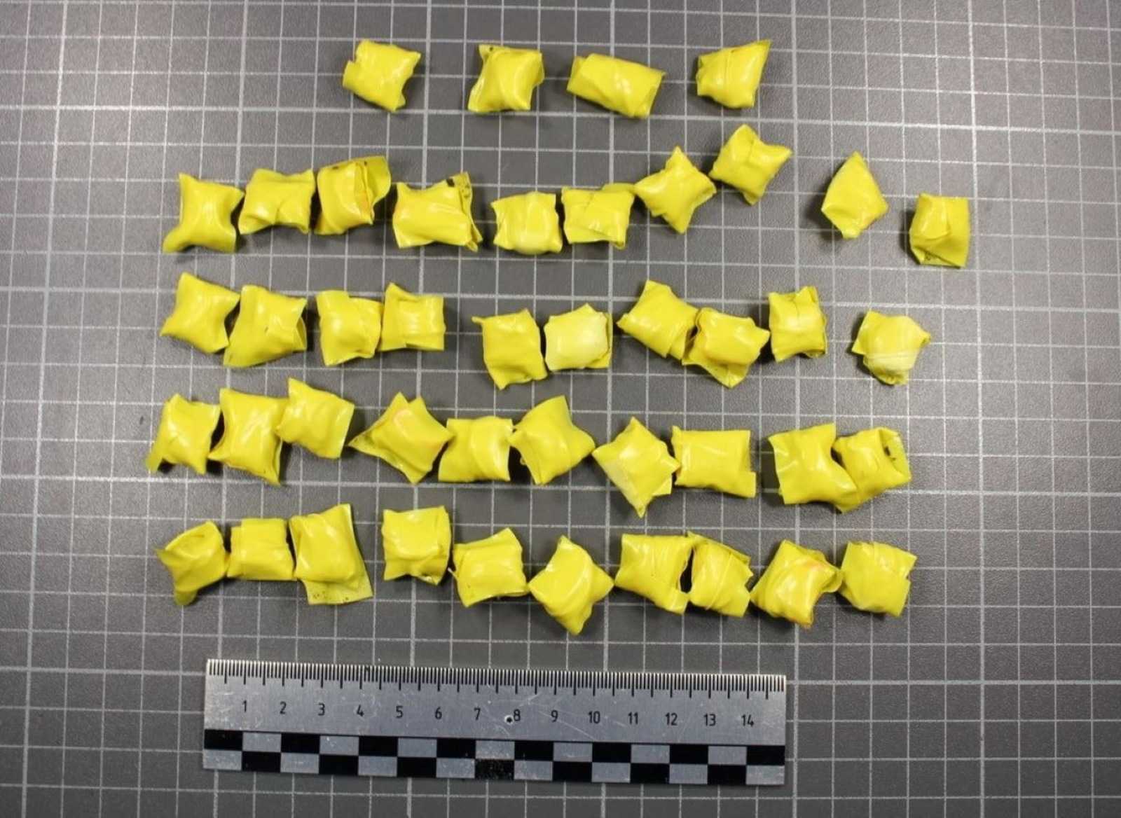 18-летний парень из Башкирии попался с наркотиками на перегоне Дема — Уфа