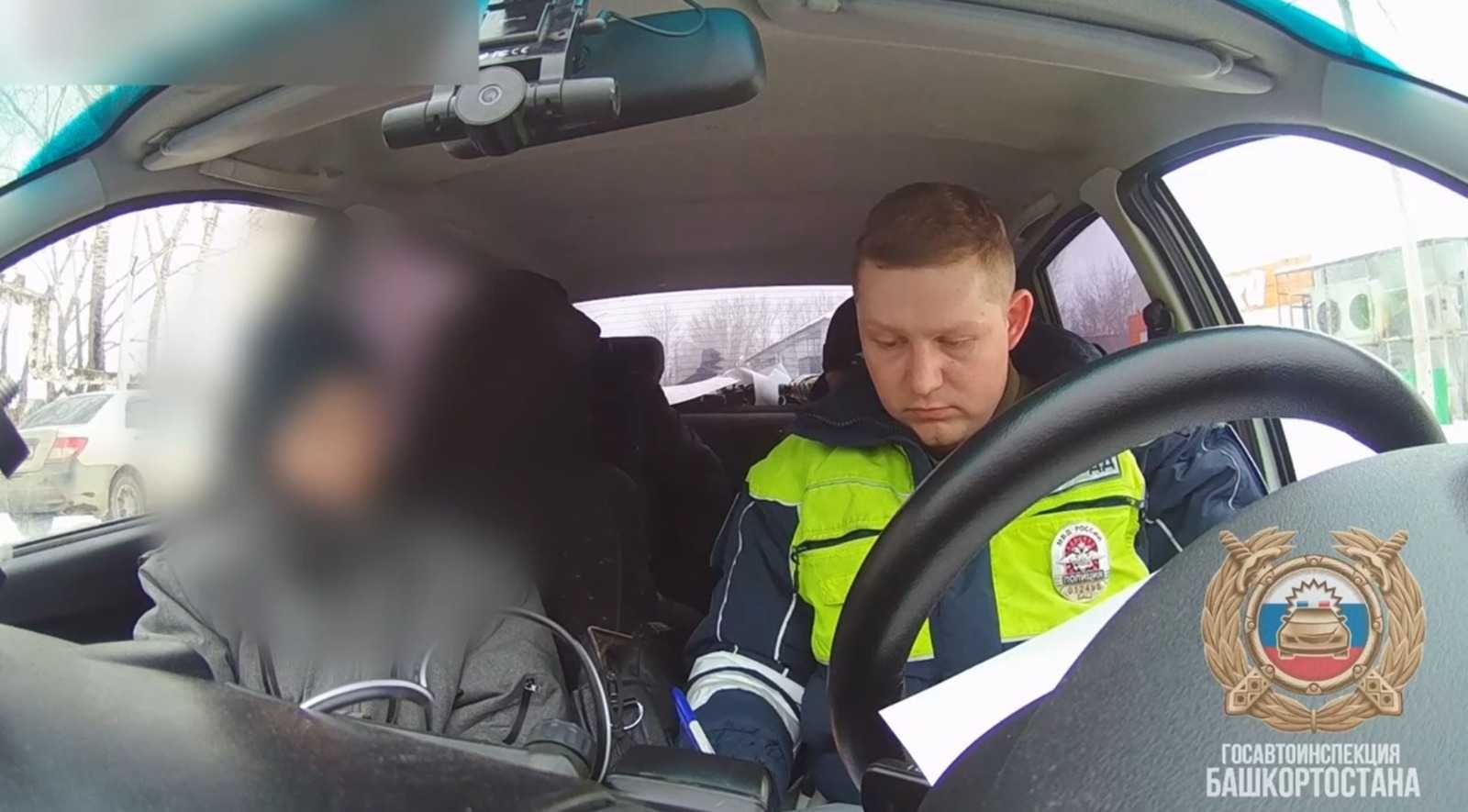 В Башкирии мужчину оштрафовали за езду сына на квадроцикле