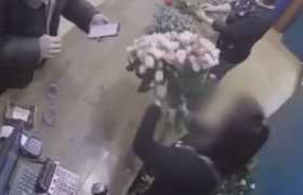 В Уфе 18-летний мошенник похитил букеты цветов на 130 тысяч рублей