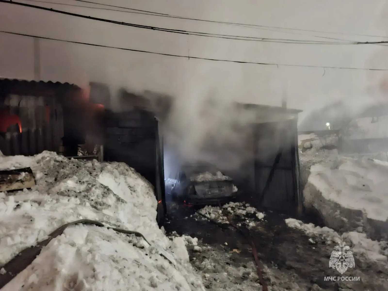 В Башкирии в сгоревшем авто нашли тело мужчины