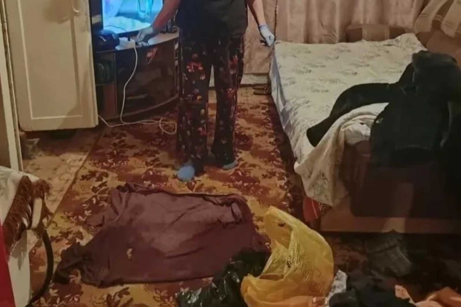 69-летний мужчина ударил ножом в живот племянника во время пьяной ссоры в Белебеевском районе Башкирии