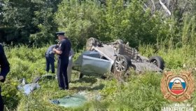 В кювете под Уфой обнаружили перевёрнутую Mazda с погибшим